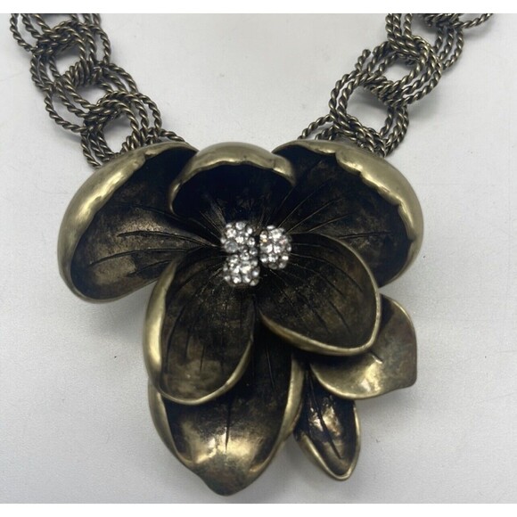 Fossil Leather Gold Tone Metal Flower Necklace & Ring Set - Picture 4 of 10